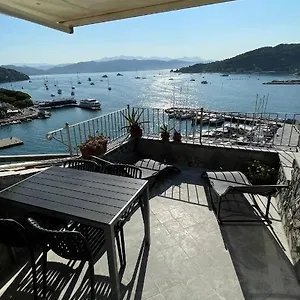 Seafront Rooftop Flat W/ Terrace Appartamento Porto Venere